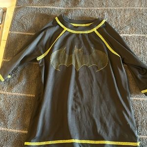 Batman rash guard sized 4/5. Great condition. Batman name brand.